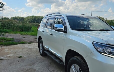 Toyota Land Cruiser Prado 150 рестайлинг 2, 2018 год, 4 750 000 рублей, 10 фотография