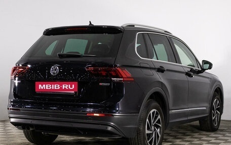 Volkswagen Tiguan II, 2018 год, 2 779 000 рублей, 5 фотография