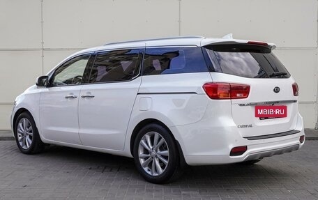 KIA Carnival III, 2019 год, 3 140 000 рублей, 2 фотография