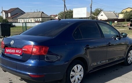 Volkswagen Jetta VI, 2011 год, 1 150 000 рублей, 3 фотография