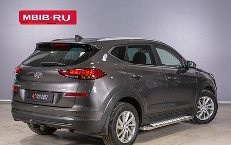 Hyundai Tucson III, 2018 год, 2 350 000 рублей, 2 фотография