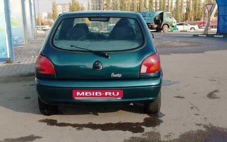 Ford Fiesta, 1999 год, 270 000 рублей, 3 фотография