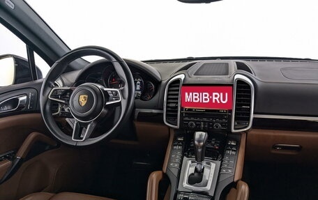 Porsche Cayenne III, 2015 год, 4 000 000 рублей, 26 фотография