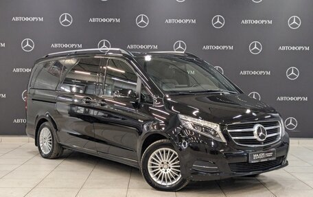 Mercedes-Benz V-Класс, 2016 год, 5 334 000 рублей, 29 фотография