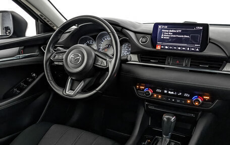 Mazda 6, 2019 год, 2 400 000 рублей, 26 фотография