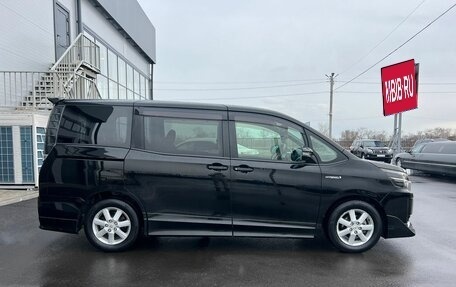 Toyota Voxy III, 2014 год, 2 549 000 рублей, 7 фотография