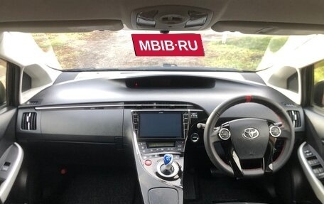 Toyota Prius, 2012 год, 1 349 000 рублей, 17 фотография