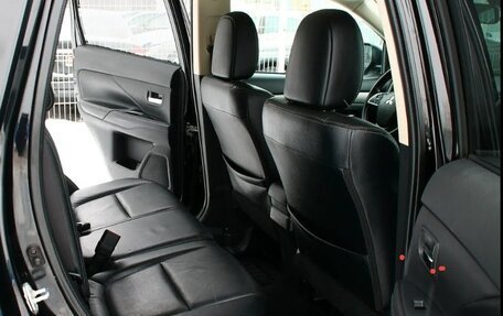 Mitsubishi Outlander III рестайлинг 3, 2012 год, 1 790 000 рублей, 7 фотография