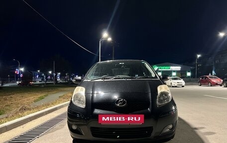 Toyota Vitz, 2009 год, 672 000 рублей, 2 фотография