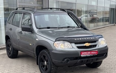 Chevrolet Niva I рестайлинг, 2018 год, 900 000 рублей, 1 фотография