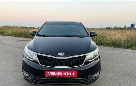 KIA Rio III рестайлинг, 2015 год, 895 000 рублей, 2 фотография