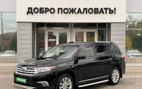 Toyota Highlander III, 2013 год, 1 800 000 рублей, 3 фотография