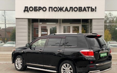 Toyota Highlander III, 2013 год, 1 800 000 рублей, 5 фотография