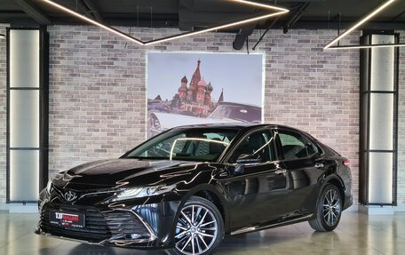 Toyota Camry, 2023 год, 4 550 000 рублей, 1 фотография