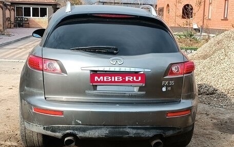 Infiniti FX I, 2004 год, 700 000 рублей, 3 фотография