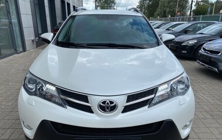 Toyota RAV4, 2014 год, 2 395 000 рублей, 32 фотография