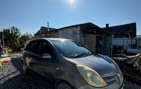 Nissan Note II рестайлинг, 2005 год, 400 000 рублей, 1 фотография