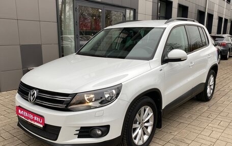 Volkswagen Tiguan I, 2015 год, 1 785 000 рублей, 3 фотография