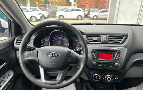 KIA Rio III рестайлинг, 2013 год, 1 065 000 рублей, 16 фотография