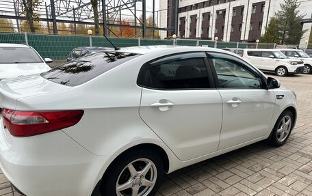 KIA Rio III рестайлинг, 2013 год, 1 065 000 рублей, 34 фотография