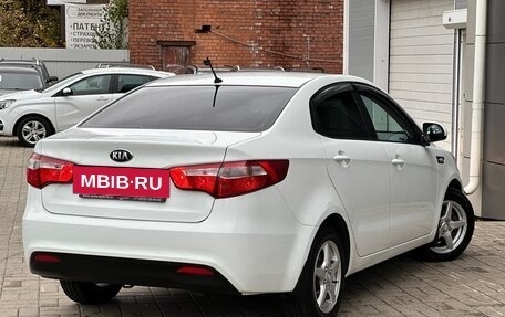 KIA Rio III рестайлинг, 2013 год, 1 065 000 рублей, 33 фотография