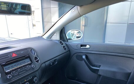 Volkswagen Golf Plus II, 2011 год, 799 000 рублей, 21 фотография