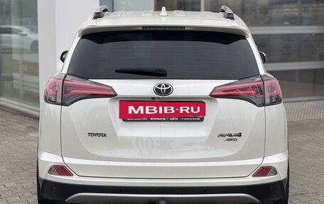 Toyota RAV4, 2017 год, 2 400 000 рублей, 15 фотография