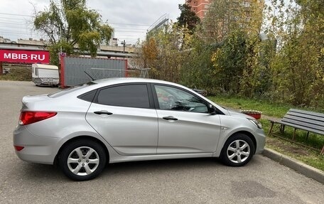 Hyundai Solaris II рестайлинг, 2012 год, 1 060 000 рублей, 5 фотография