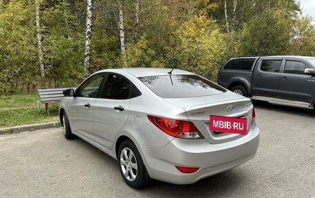 Hyundai Solaris II рестайлинг, 2012 год, 1 060 000 рублей, 7 фотография