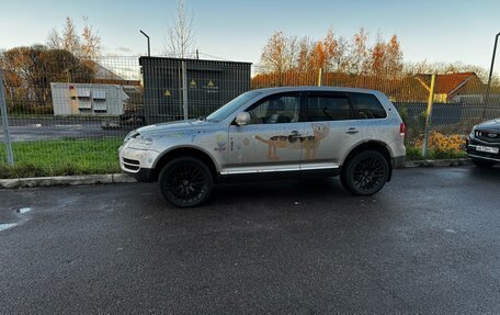 Volkswagen Touareg III, 2005 год, 800 000 рублей, 2 фотография