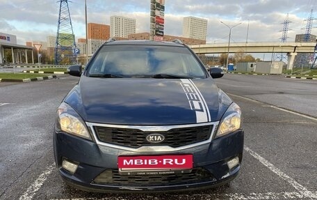 KIA cee'd I рестайлинг, 2011 год, 965 000 рублей, 2 фотография