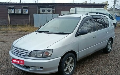 Toyota Ipsum II, 1996 год, 535 000 рублей, 3 фотография