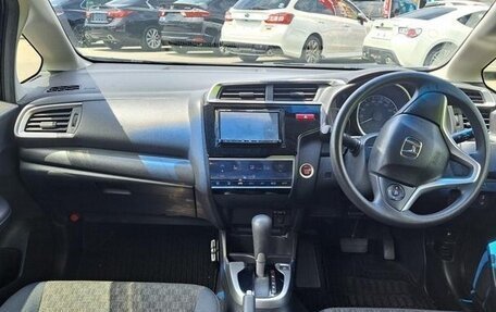 Honda Fit III, 2014 год, 996 000 рублей, 24 фотография