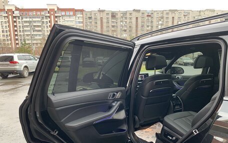 BMW X7, 2022 год, 19 фотография