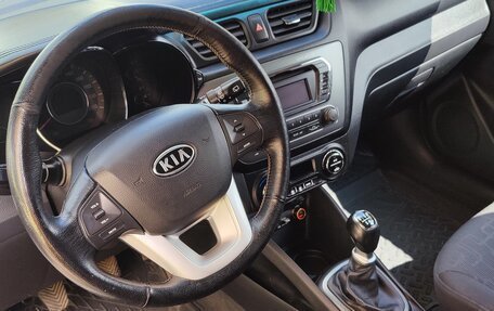 KIA Rio III рестайлинг, 2012 год, 1 100 000 рублей, 14 фотография