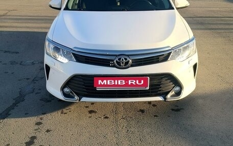 Toyota Camry, 2015 год, 2 250 000 рублей, 4 фотография