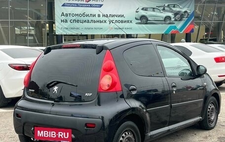 Peugeot 107 I рестайлинг, 2010 год, 522 990 рублей, 13 фотография