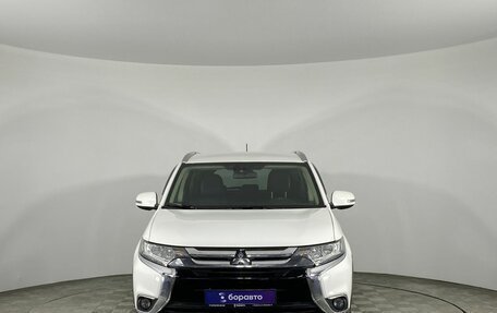 Mitsubishi Outlander III рестайлинг 3, 2016 год, 1 970 000 рублей, 2 фотография