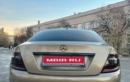 Mercedes-Benz C-Класс, 2008 год, 1 300 000 рублей, 4 фотография