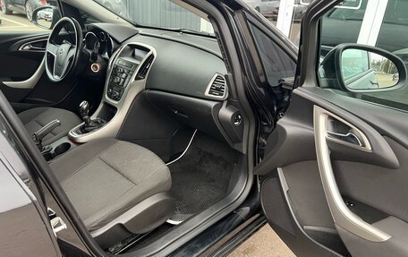 Opel Astra J, 2012 год, 720 000 рублей, 17 фотография