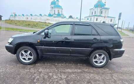 Toyota Harrier, 2002 год, 1 045 000 рублей, 2 фотография