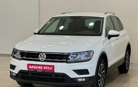 Volkswagen Tiguan II, 2018 год, 3 195 000 рублей, 1 фотография