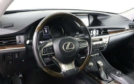 Lexus ES VII, 2015 год, 2 675 000 рублей, 17 фотография