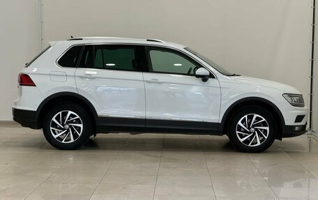 Volkswagen Tiguan II, 2018 год, 3 195 000 рублей, 11 фотография