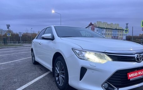 Toyota Camry, 2016 год, 2 250 000 рублей, 6 фотография