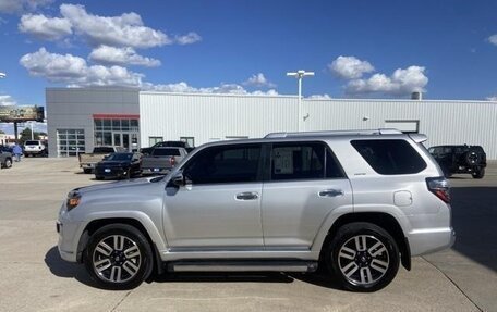 Toyota 4Runner V, 2022 год, 6 409 315 рублей, 4 фотография