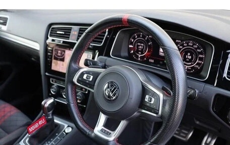 Volkswagen Golf GTI VII, 2020 год, 1 877 777 рублей, 11 фотография