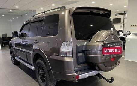 Mitsubishi Pajero IV, 2011 год, 1 999 000 рублей, 7 фотография