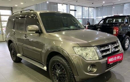 Mitsubishi Pajero IV, 2011 год, 1 999 000 рублей, 3 фотография