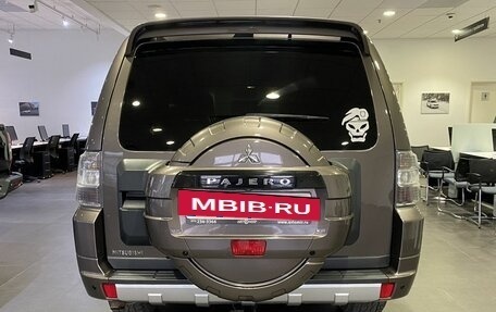 Mitsubishi Pajero IV, 2011 год, 1 999 000 рублей, 6 фотография